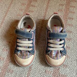 EUC See Kai Run sequins sneakers size 11 toddler